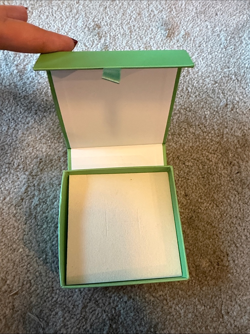 Green Jewelry Gift Box - Square Trinket Case